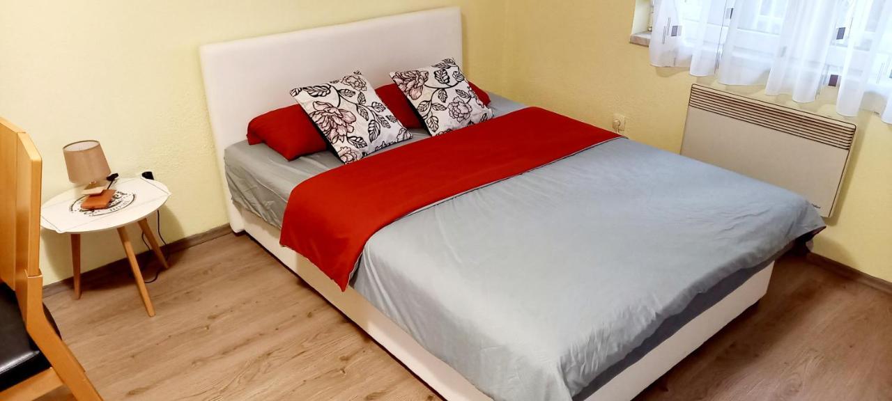 Moskva Apartman Брчко Экстерьер фото